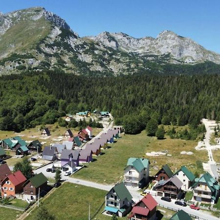 Holiday Homes Durmitorski Gaj & Rent A Quad Žabljak エクステリア 写真